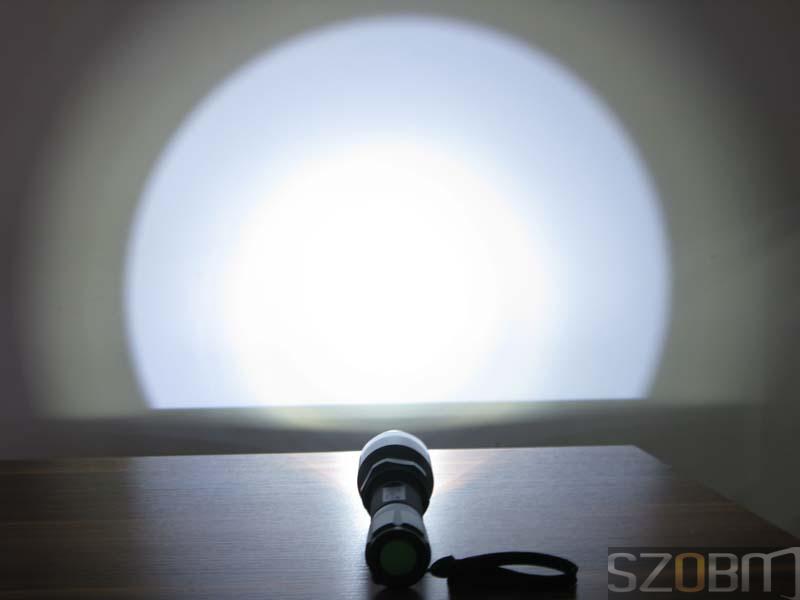 High Power CREE Q5 LED Flashlight with Steel Head