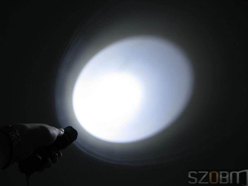 High Power CREE Q3 LED Rechargeable Flashlight for Police Use