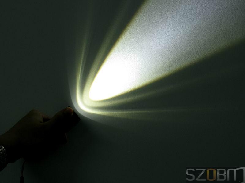 Focus Control Cree Q3 LED Flashlight 3 Mode