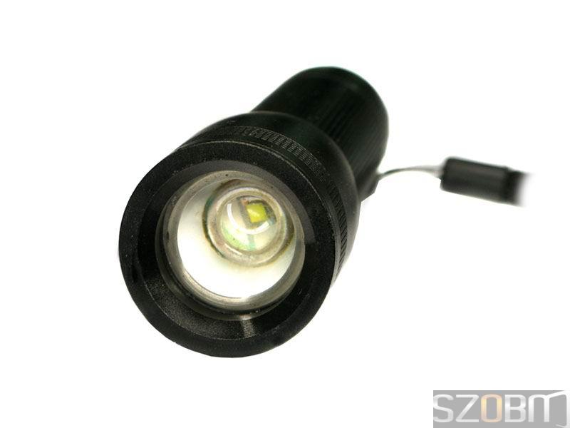 Aluminum CREE Q3 LED 3 Mode Zoom Flashlight