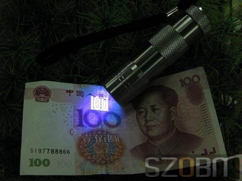 12 LED UV flashlight