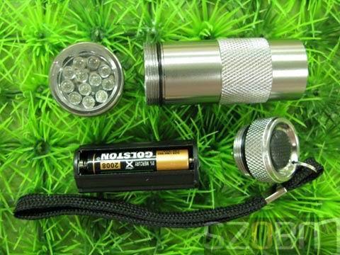 12 LED UV flashlight
